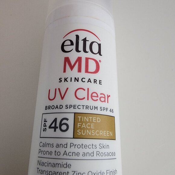 EltaMD UV Clear SPF46 Sunscreen For Acne and Rosacea Tinted, Untinted, Deep Tint - Picture 3 of 12